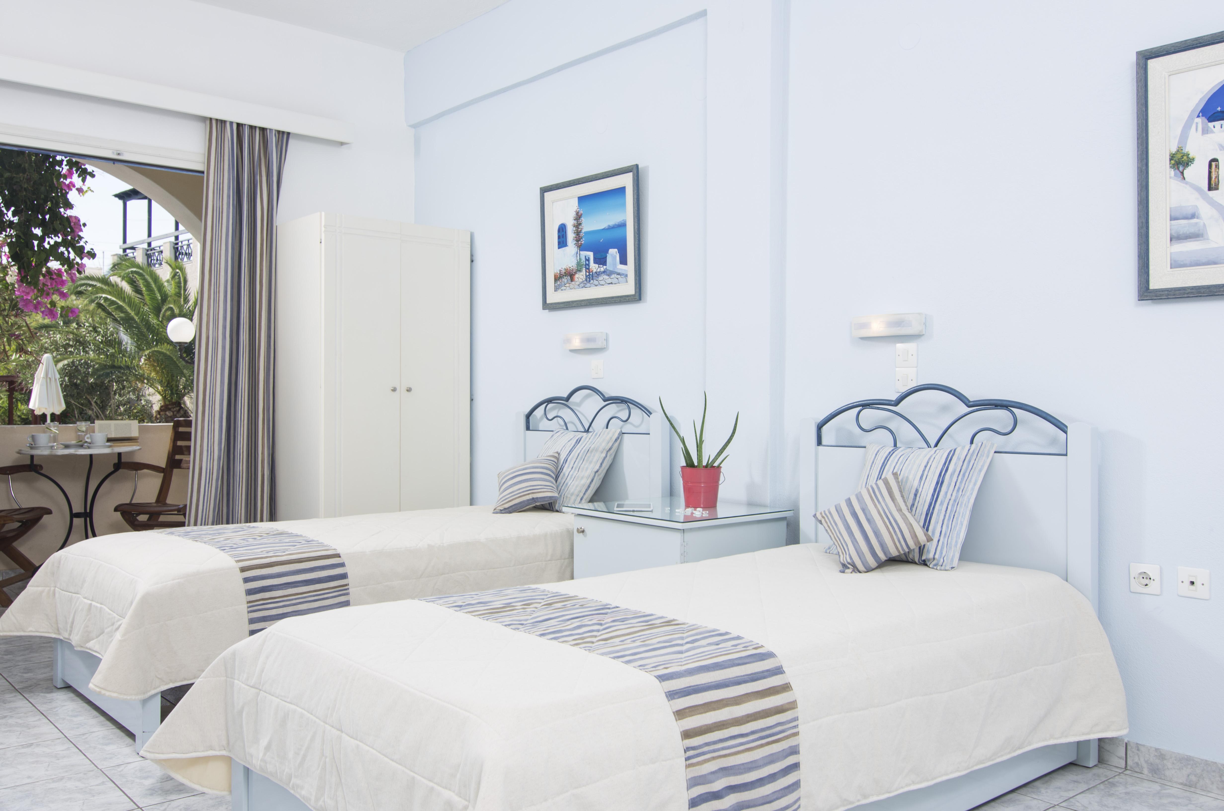 Paradise Resort Akrotírion Екстериор снимка