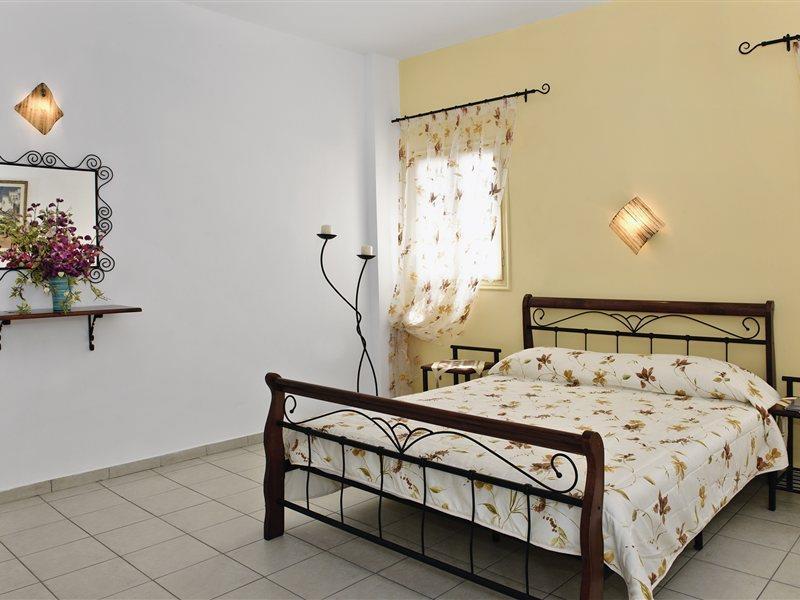Paradise Resort Akrotírion Екстериор снимка